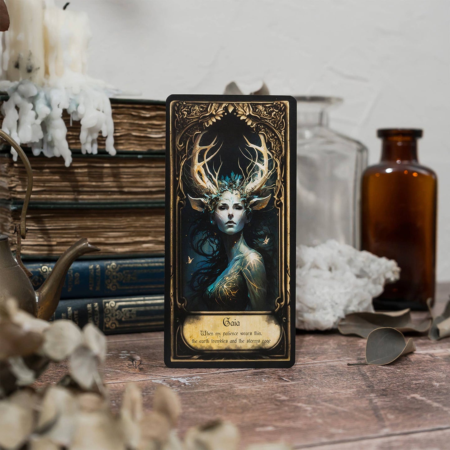 Obsidian Veil Oracle Deck